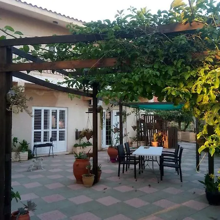Mersinia Apartment